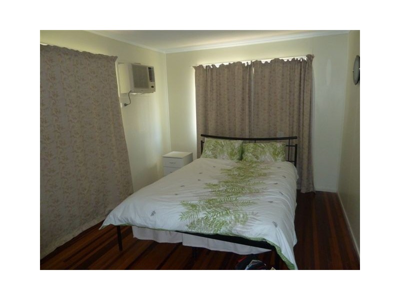 2 CRAWFORD STREET, Dysart QLD 4745