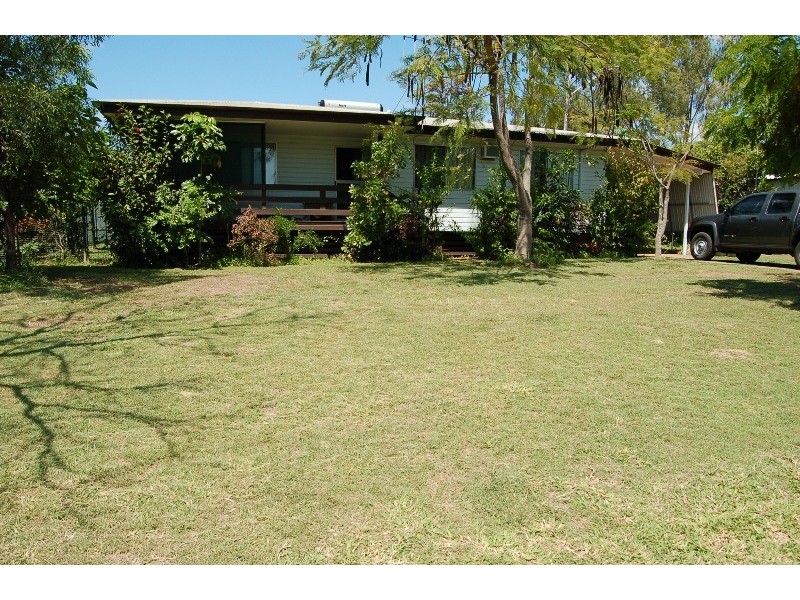 32 SPRING CRESCENT, Dysart QLD 4745