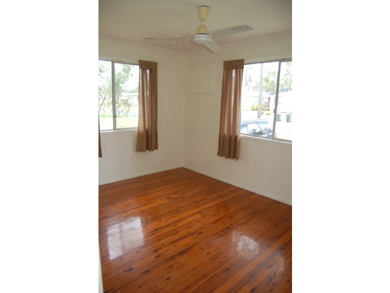 37 HANNAH CRESCENT, Dysart QLD 4745