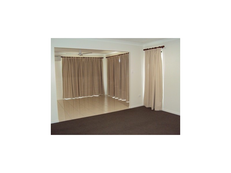 17 Stone Drive, Shoal Point QLD 4750