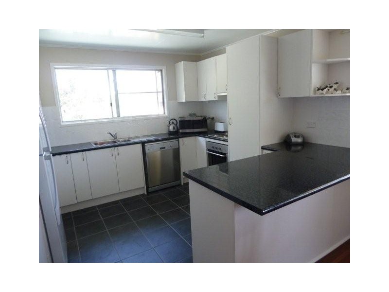 19 BROCK CRESCENT, Dysart QLD 4745