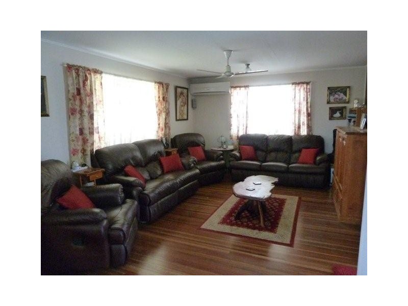 19 BROCK CRESCENT, Dysart QLD 4745