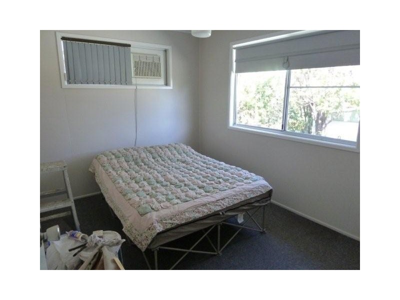 19 BROCK CRESCENT, Dysart QLD 4745