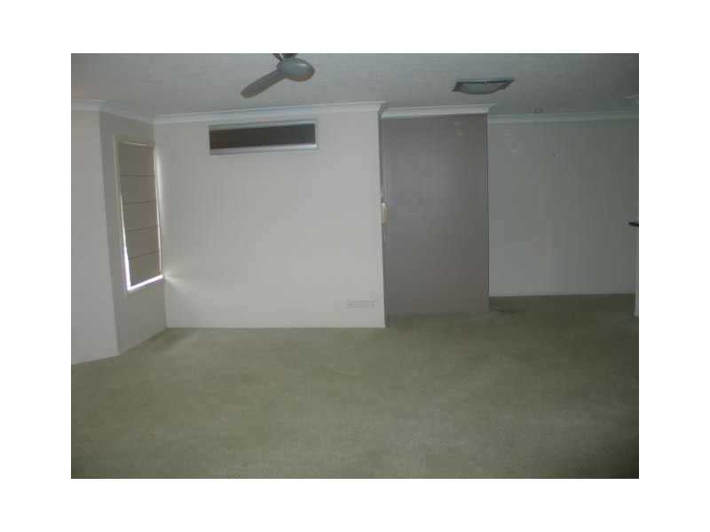 1/4  PRUDHOE STREET, East Mackay QLD 4740