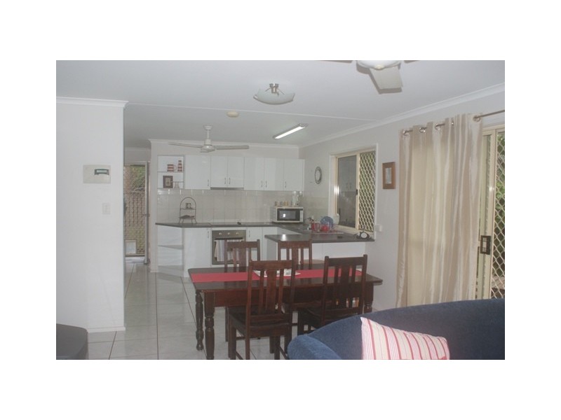 2/27 Romeo Street, Mackay QLD 4740