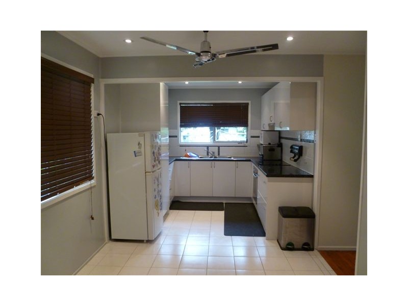 1 Purvis Court, Dysart QLD 4745