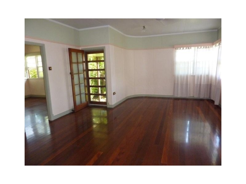 19 Creek Street, North Mackay QLD 4740