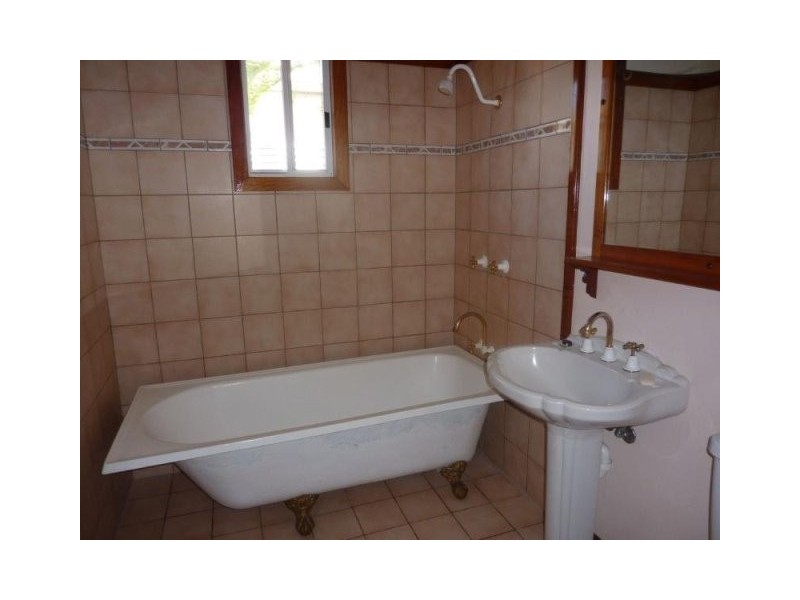 19 Creek Street, North Mackay QLD 4740