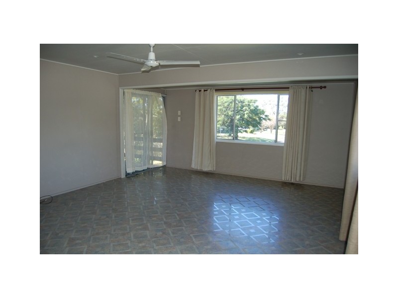 19  LENTON STREET, Dysart QLD 4745