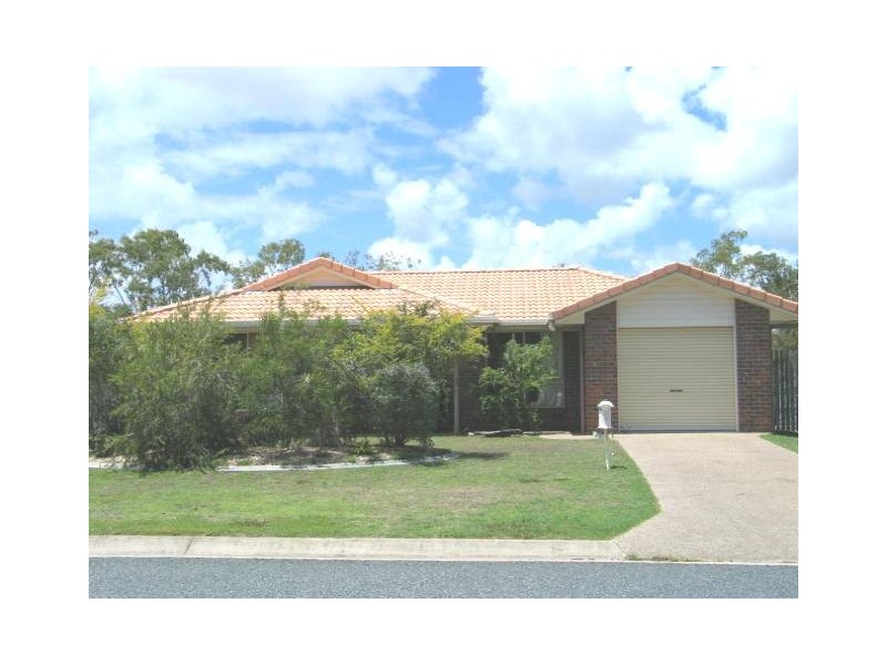 41 GEORGE FORDYCE DRIVE, Rural View QLD 4740