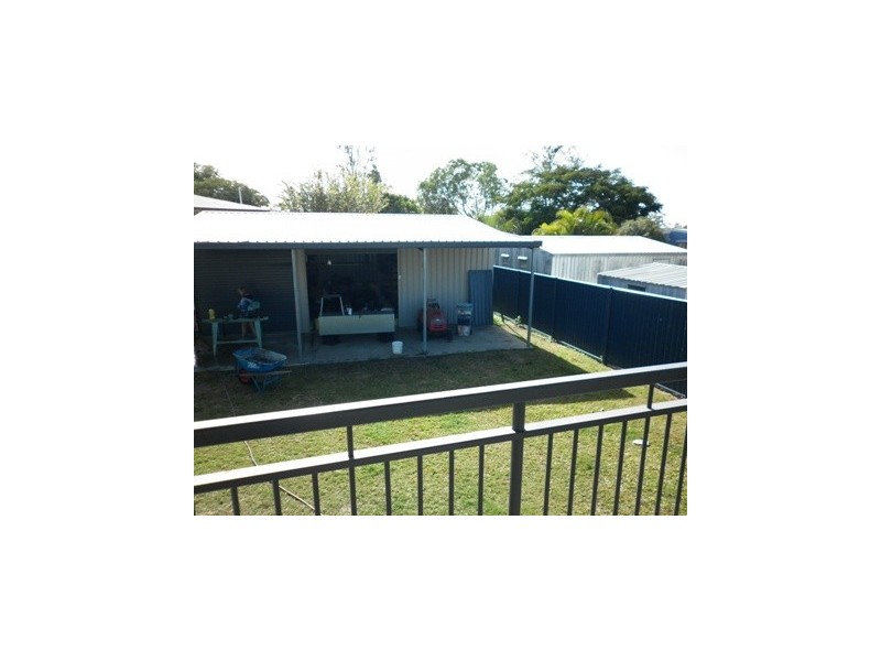 8 HANNAH CRESCENT, Dysart QLD 4745