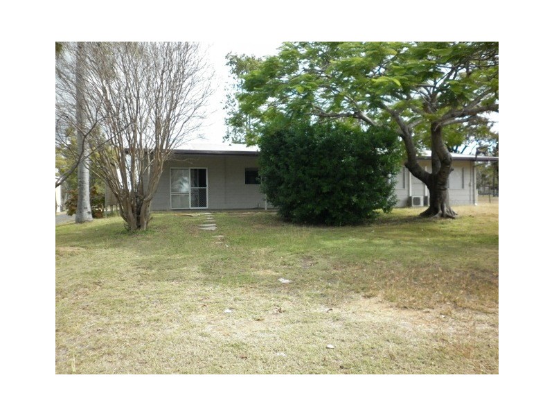 110 HANNAH CRESCENT, Dysart QLD 4745