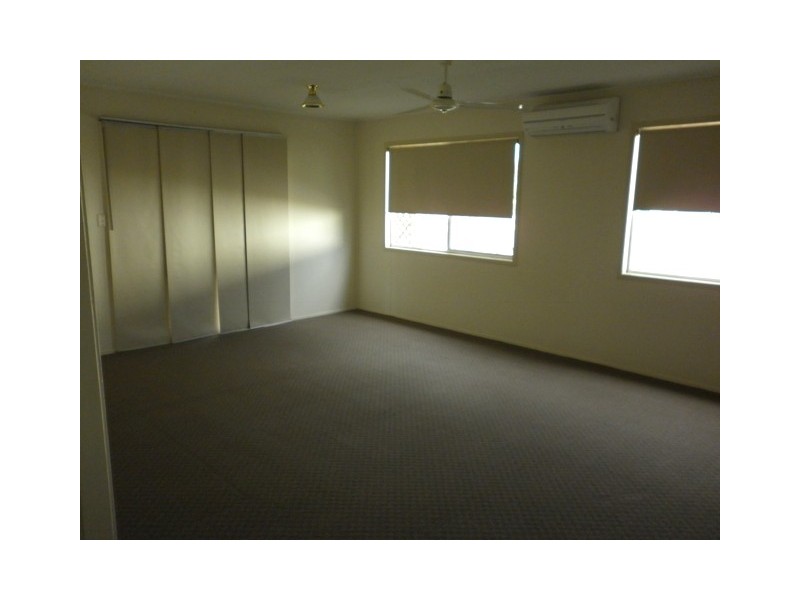 110 HANNAH CRESCENT, Dysart QLD 4745