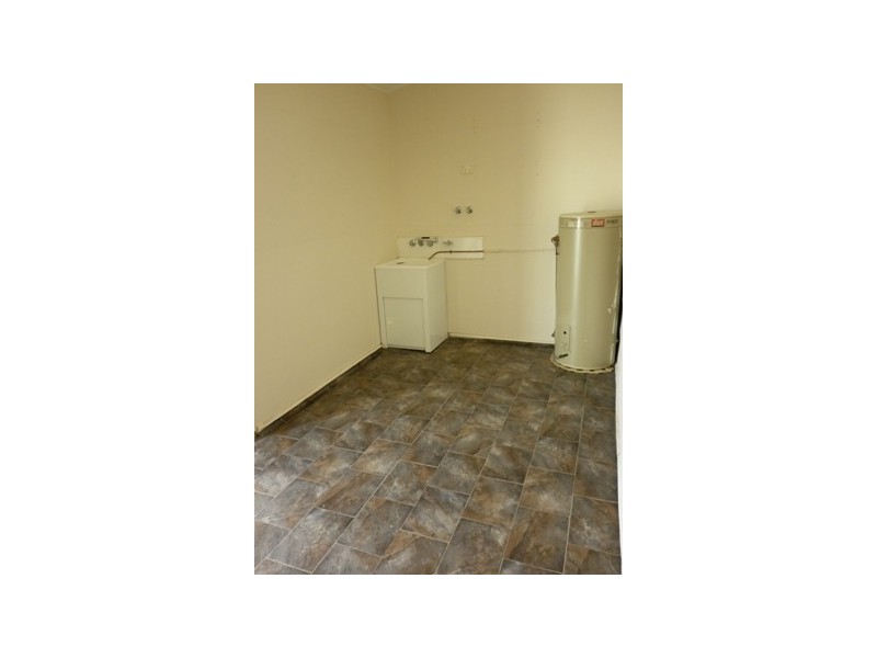 110 HANNAH CRESCENT, Dysart QLD 4745