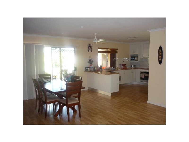 8 LORENA COURT, Andergrove QLD 4740