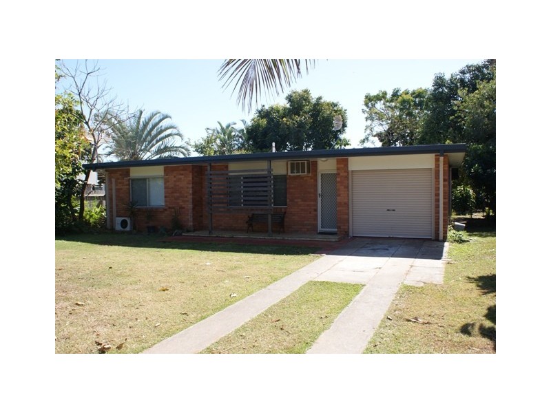 19 BRAMPTON AVENUE, Bucasia QLD 4750