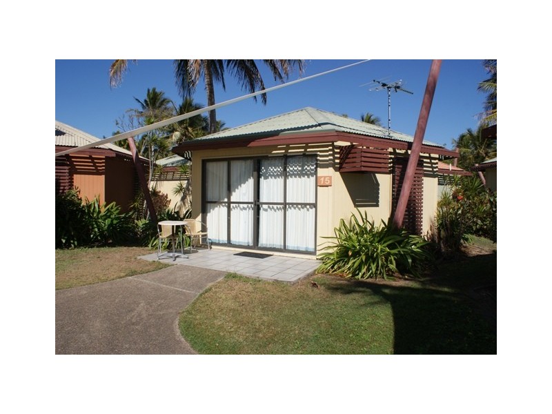 . BUNGALOW 15, KOHUNA SANDS RESORT, Bucasia QLD 4750