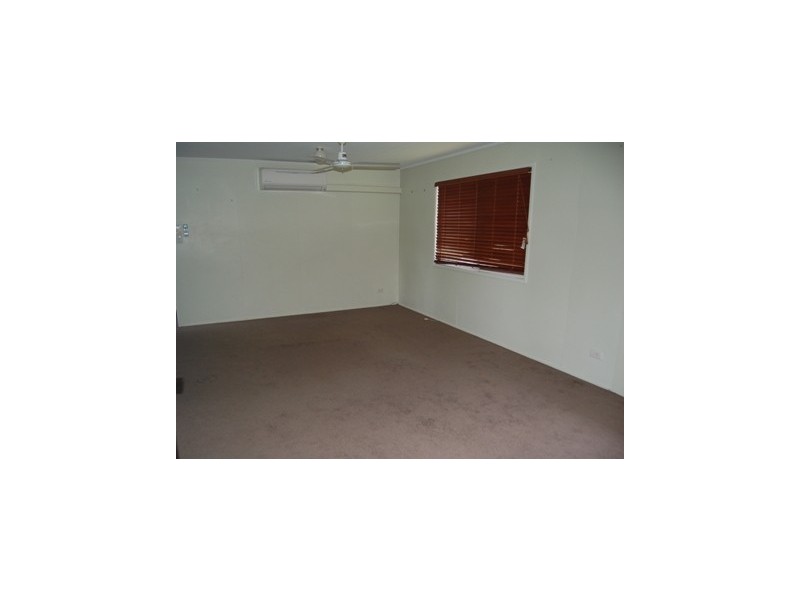 43 WINTERER CRESCENT, Dysart QLD 4745