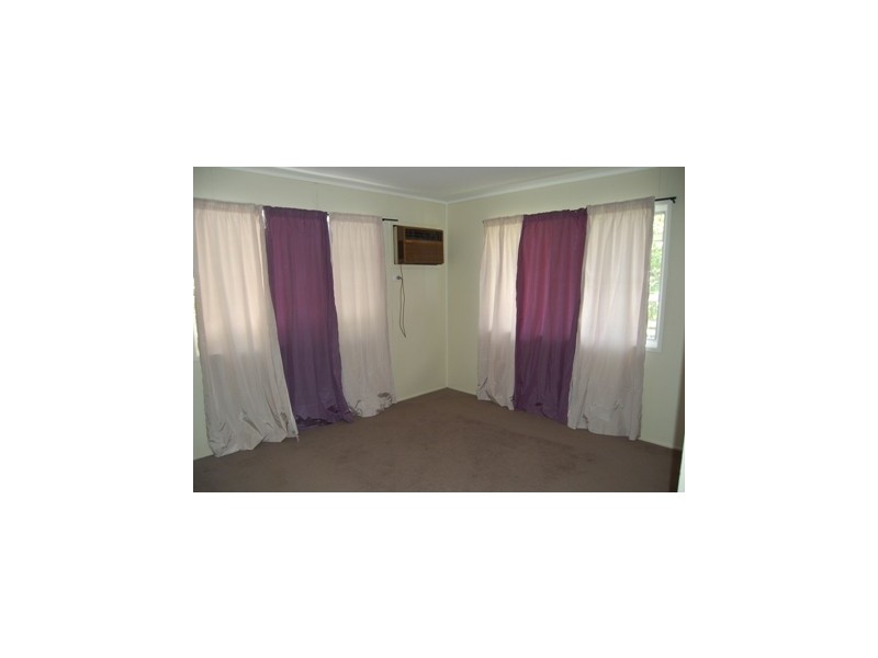 43 WINTERER CRESCENT, Dysart QLD 4745