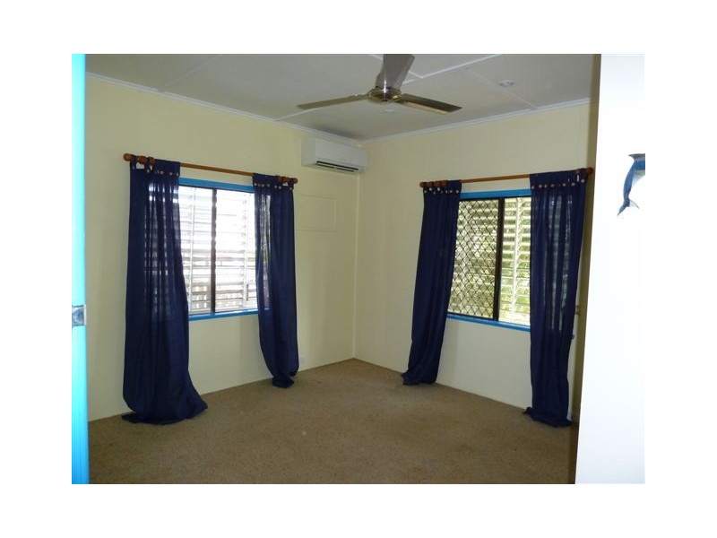 2  MORRISON STREET, West Mackay QLD 4740