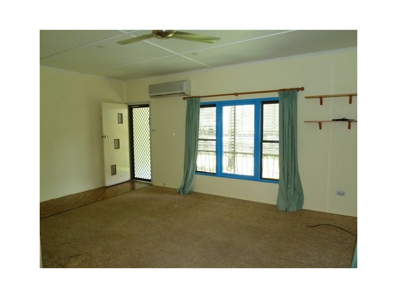 2  MORRISON STREET, West Mackay QLD 4740