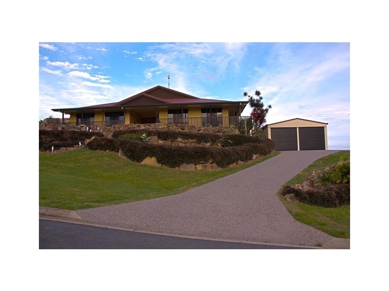 6 ESSEX COURT, Rural View QLD 4740