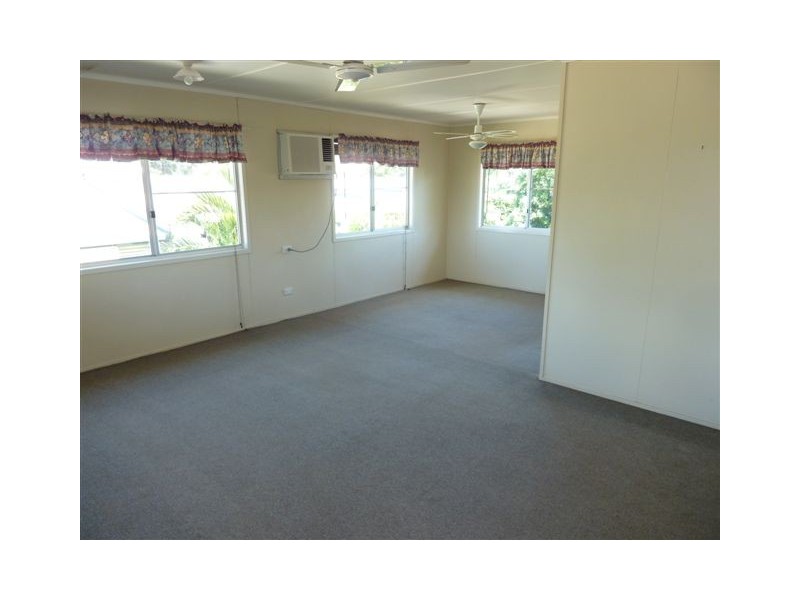 9 COLEMAN STREET, Dysart QLD 4745