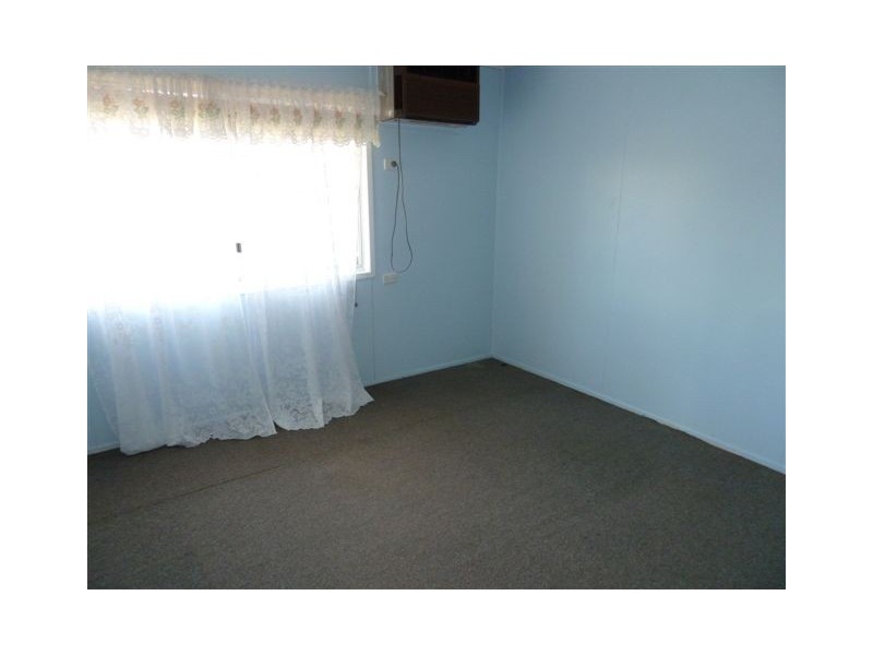 9 COLEMAN STREET, Dysart QLD 4745