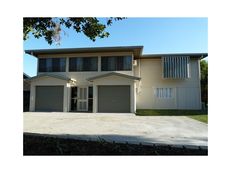 17 PEAK DOWNS HIGHWAY, Ooralea QLD 4740
