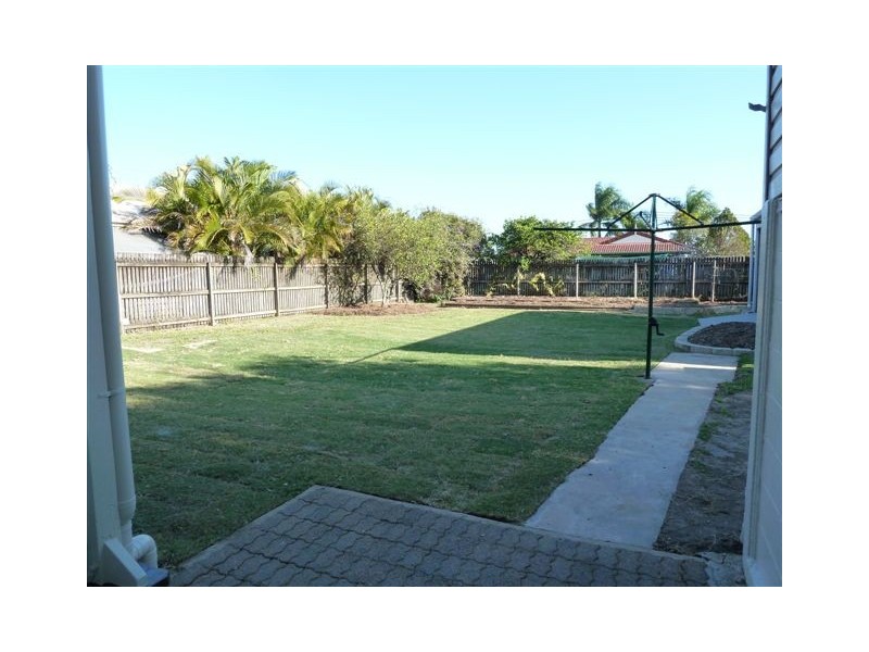 17 PEAK DOWNS HIGHWAY, Ooralea QLD 4740