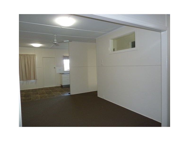 17 PEAK DOWNS HIGHWAY, Ooralea QLD 4740