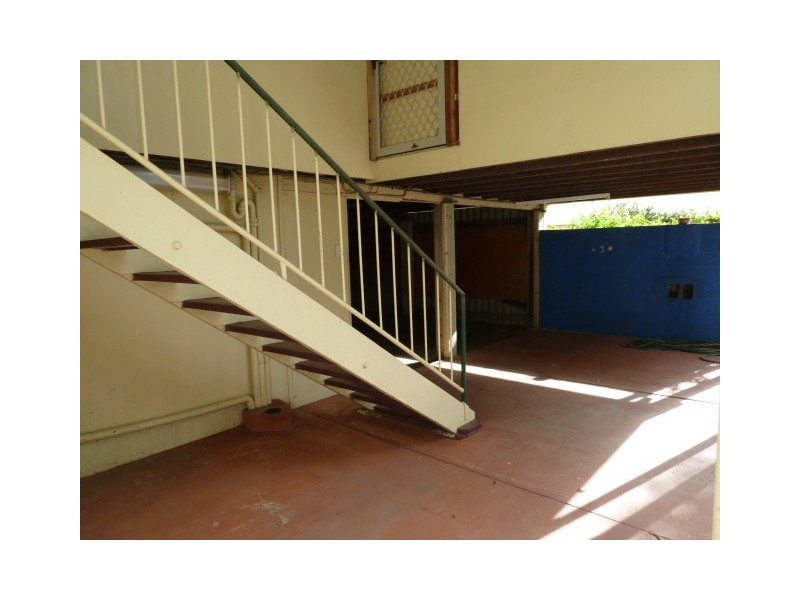 23 SKYLARK STREET, Slade Point QLD 4740