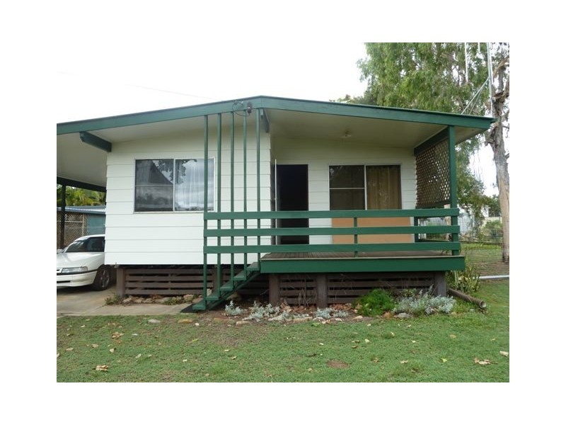 36 MIDDLE CRESCENT, Dysart QLD 4745