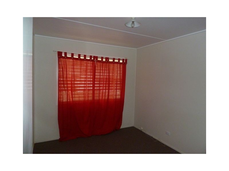 36 MIDDLE CRESCENT, Dysart QLD 4745