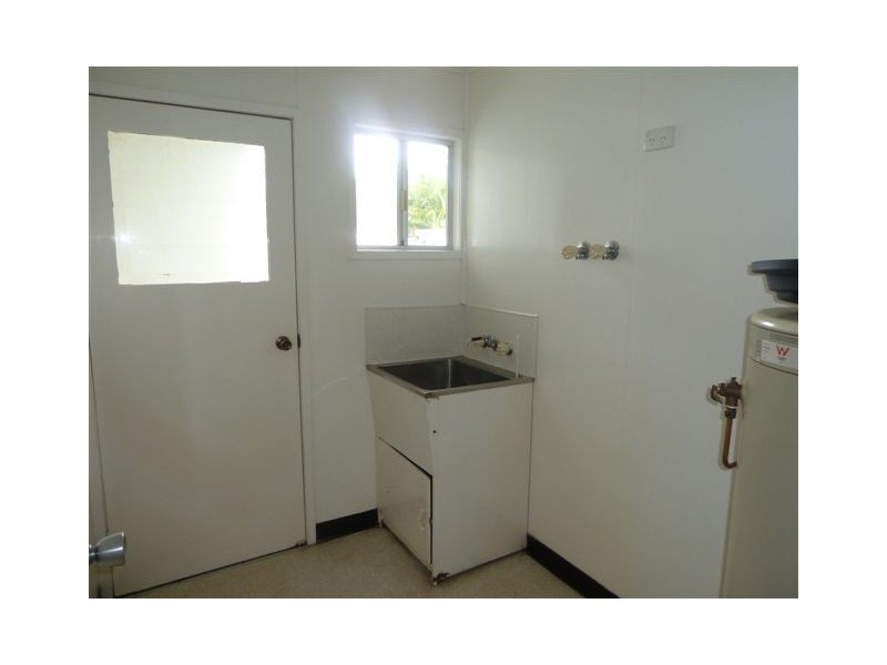 36 MIDDLE CRESCENT, Dysart QLD 4745