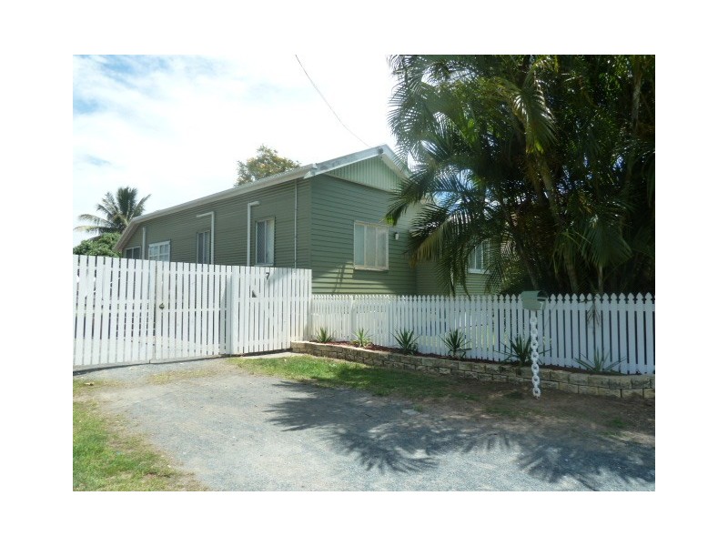 7 DOWNIE AVENUE, Bucasia QLD 4750