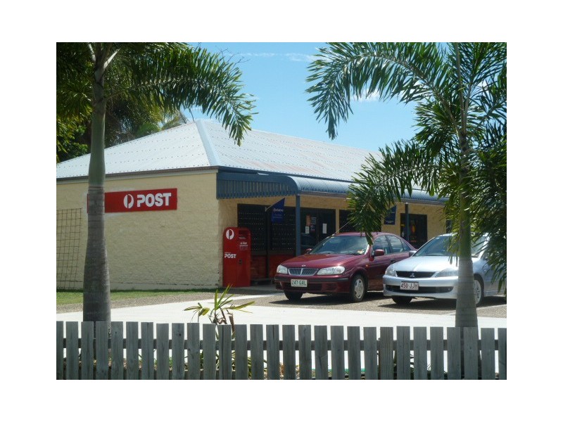 7 DOWNIE AVENUE, Bucasia QLD 4750