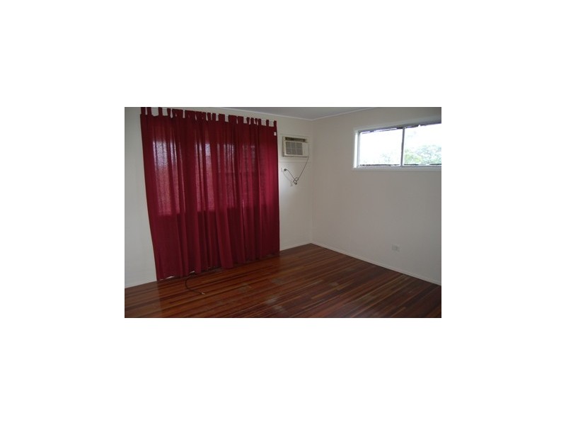 6  BRENNAN STREET, Dysart QLD 4745