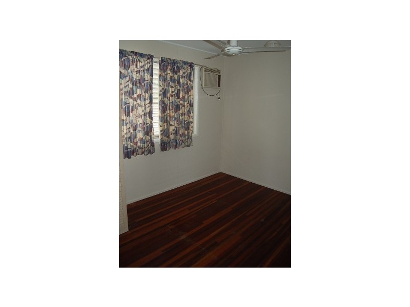 6  BRENNAN STREET, Dysart QLD 4745