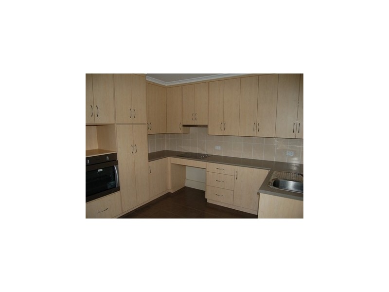 6  BRENNAN STREET, Dysart QLD 4745