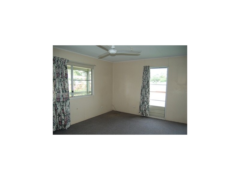 23 BROCK CRESCENT, Dysart QLD 4745