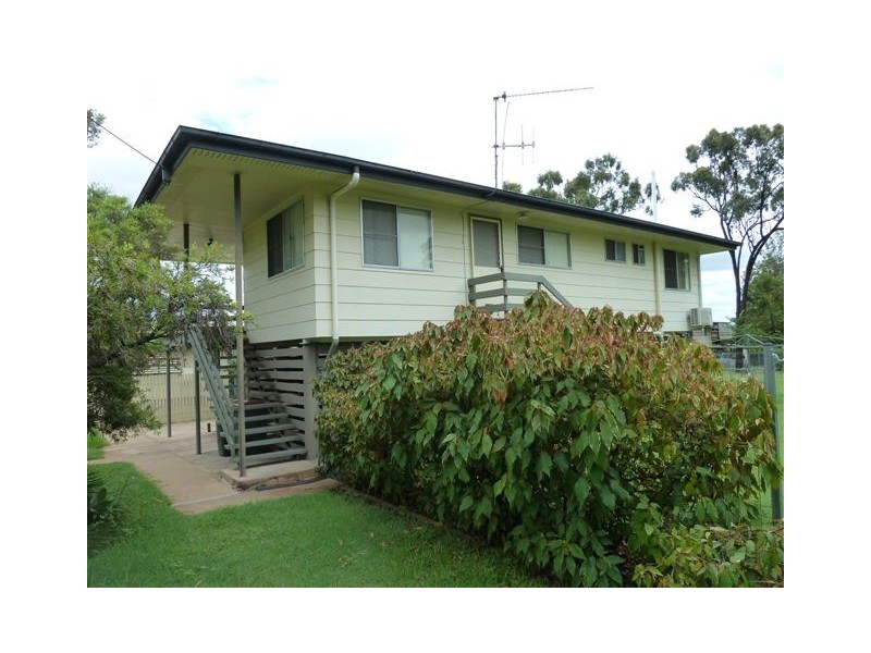 67 BERESFORD CRESCENT, Dysart QLD 4745