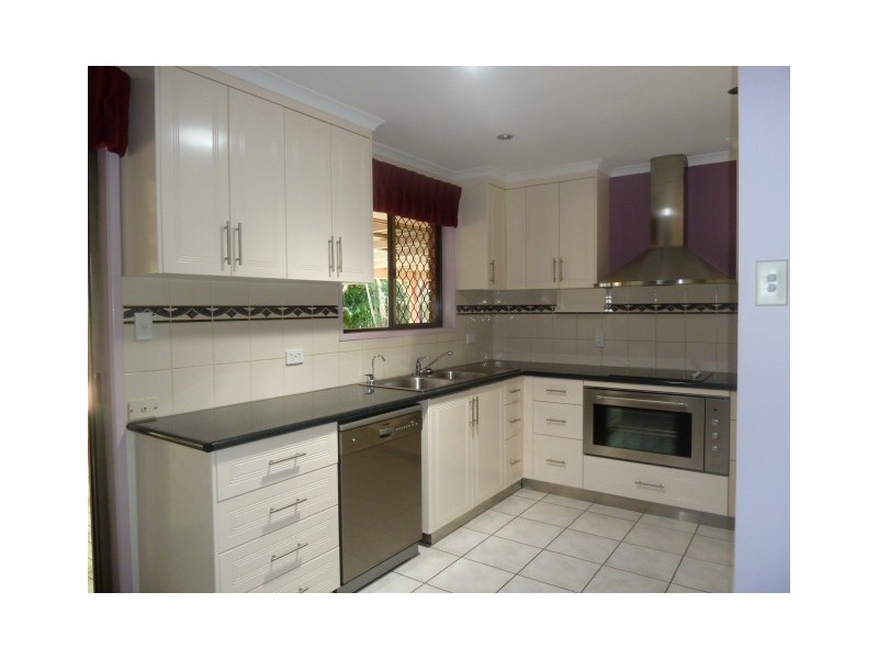 28 CREDLIN STREET, South Mackay QLD 4740