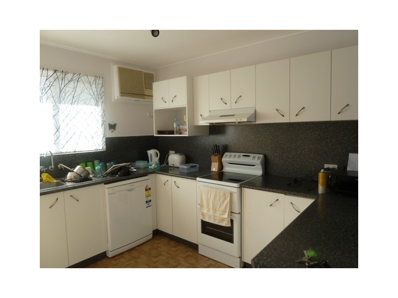 11 KEIM STREET, Rural View QLD 4740