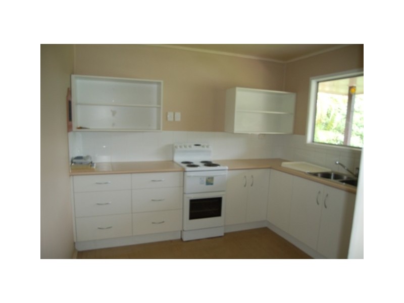 17 GARNHAM DRIVE, Dysart QLD 4745