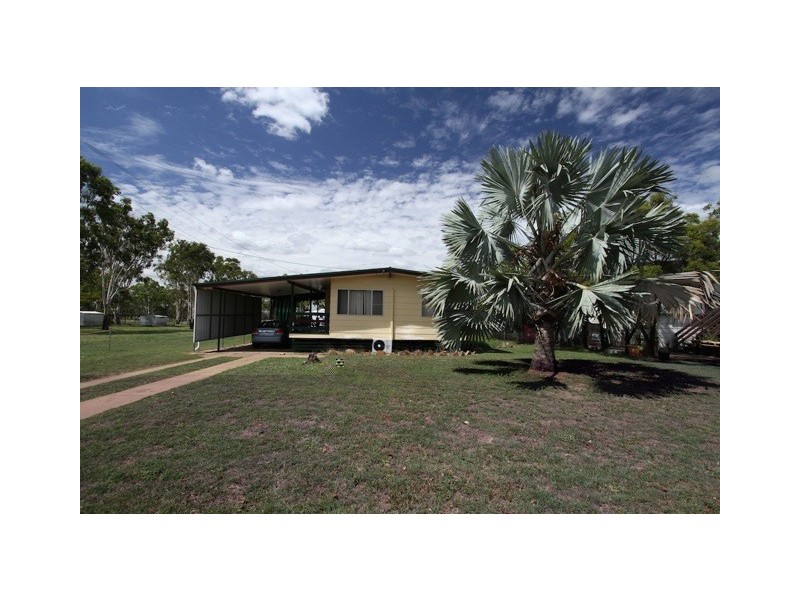 48 KENNEDY DRIVE, Moranbah QLD 4744