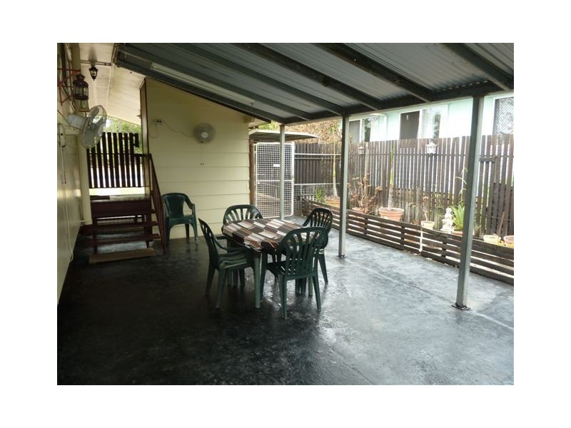 17 PERRY STREET, Dysart QLD 4745