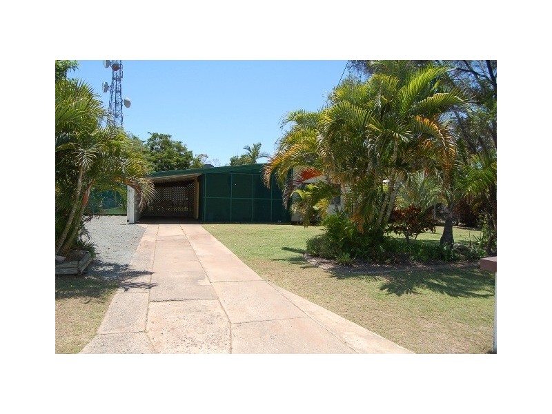4 WALLACE STREET, Dysart QLD 4745