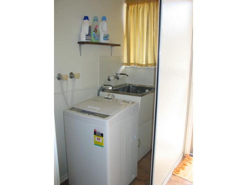 4 WALLACE STREET, Dysart QLD 4745