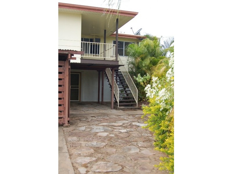 35 WINTERER CRESCENT, Dysart QLD 4745
